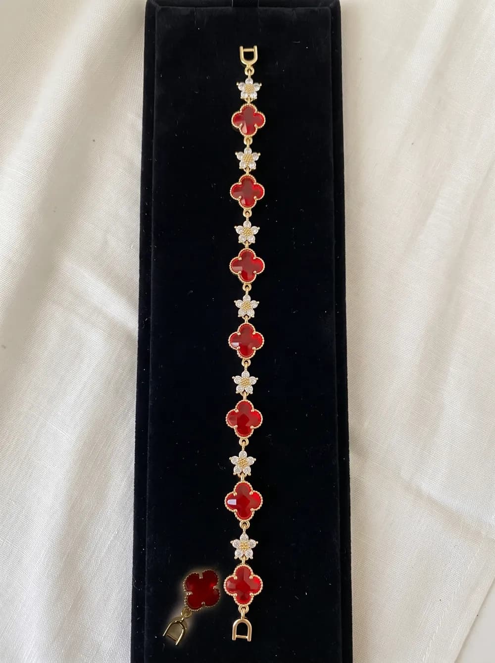 Taş İşlemeli Luxury Bileklik